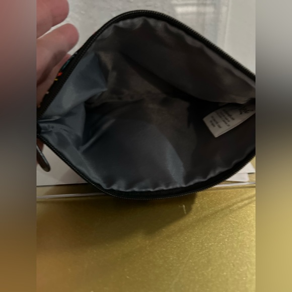 Thirty One mini zipper pouch- stitched medallion pattern- NWOT - Picture 3 of 3